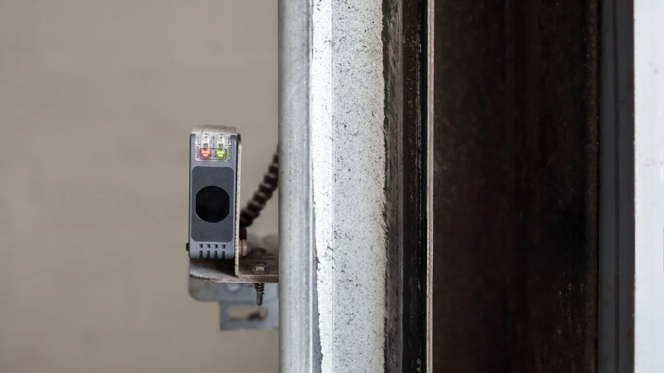 repair garage door sensor